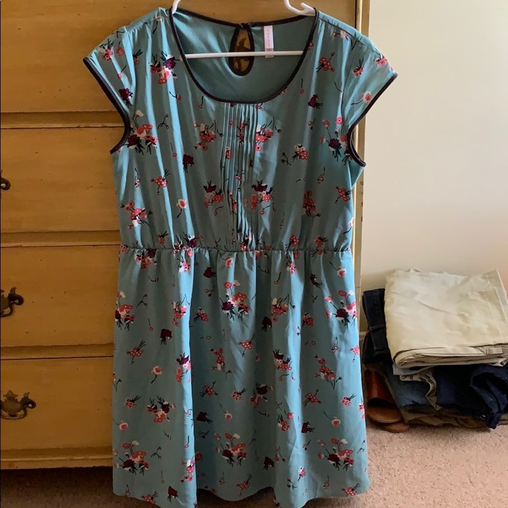 Xhilaration XXL cap sleeve floral dress